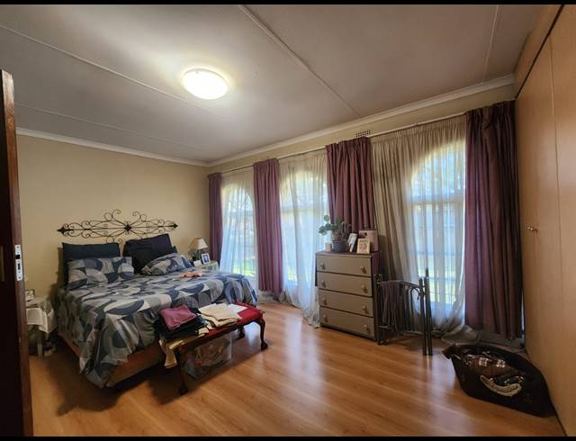 2 BEDROOM TOWNHOUSE FOR SALE IN THREE RIVERS